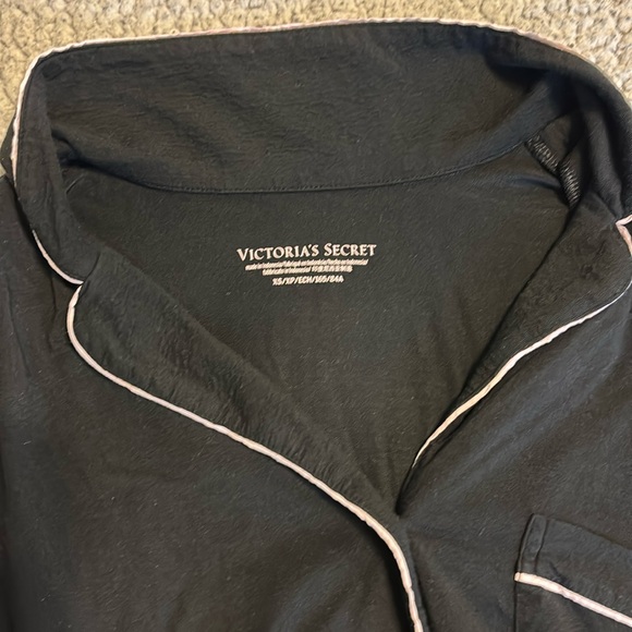 VIctoria’s Secret Women's Black Pajama Set, Size XS - Picture 7 of 7
